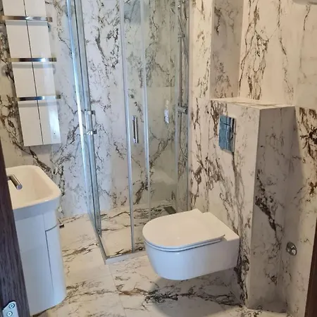 Montaigne 9 Hit 公寓 *