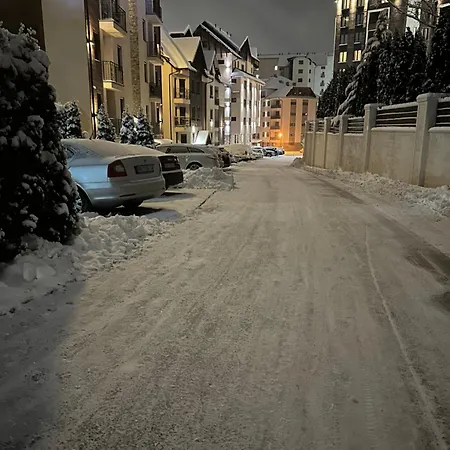 Montaigne 9 Hit 公寓