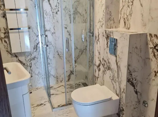 Montaigne 9 Hit Апартаменты *