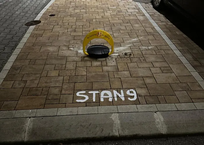 Апартаменты Montaigne 9 Hit *